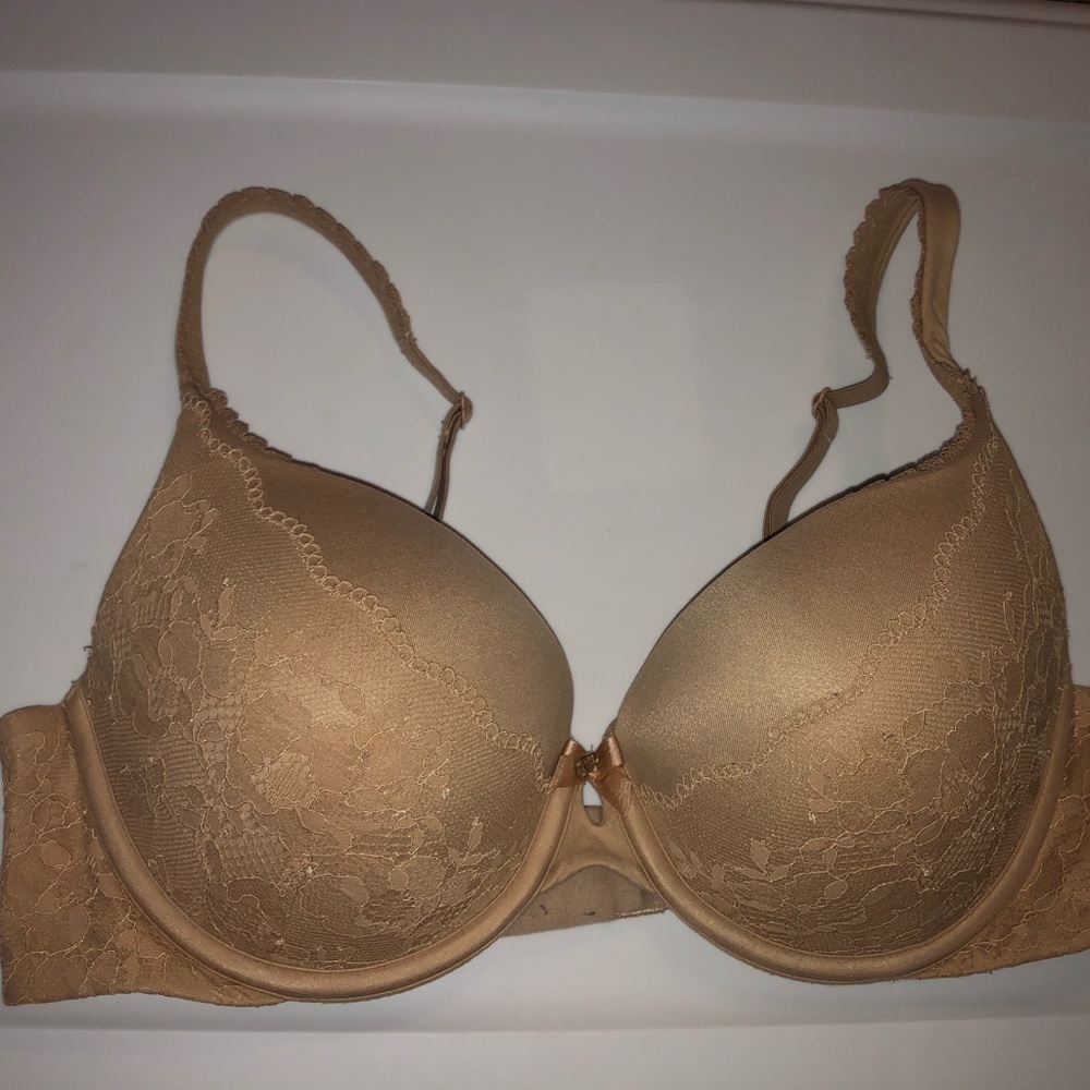 Body By Victoria Secret push up bra